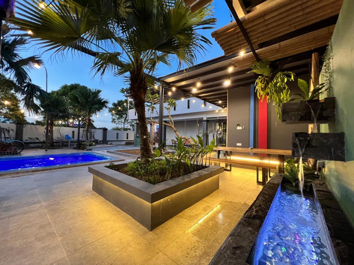 The Uniique Haus - Johor 1St Staycation Water Dining Experience Johor Bahru Eksteriør bilde